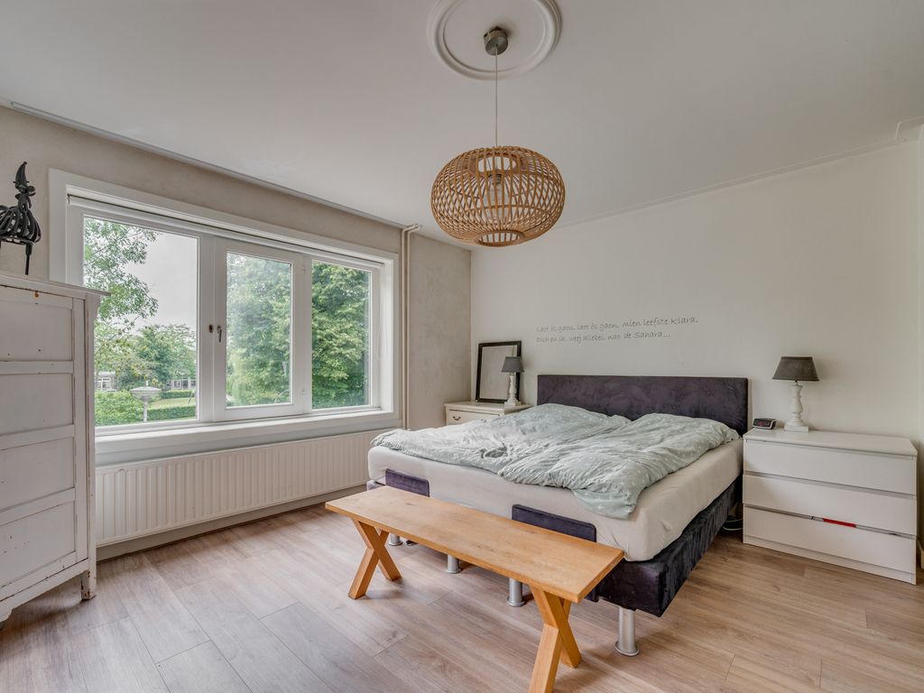 Pastoor Deckersstraat 1, VENLO