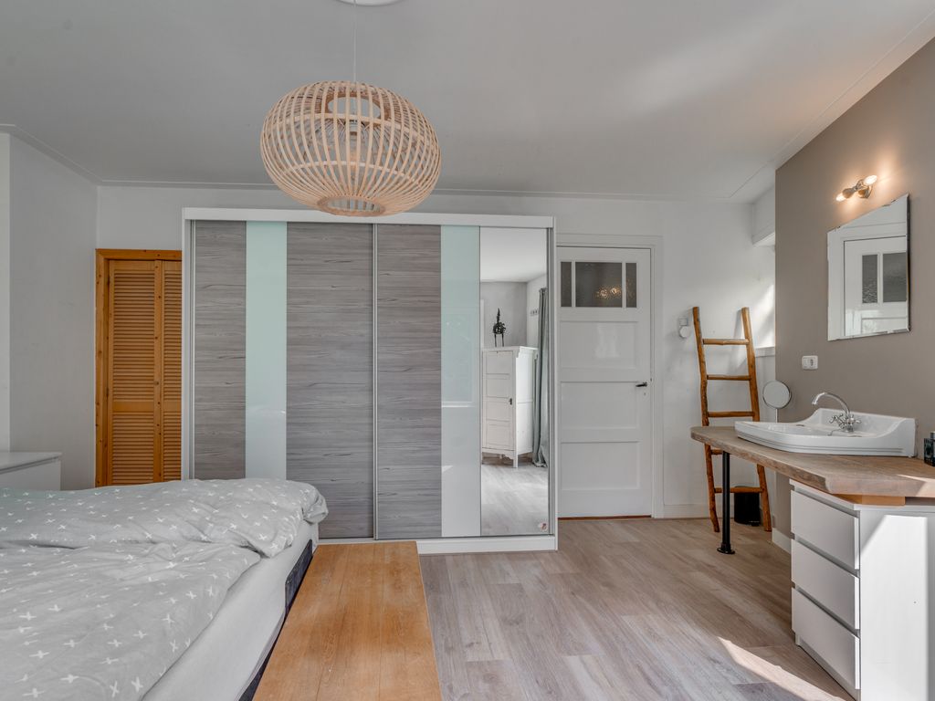 Pastoor Deckersstraat 1, VENLO