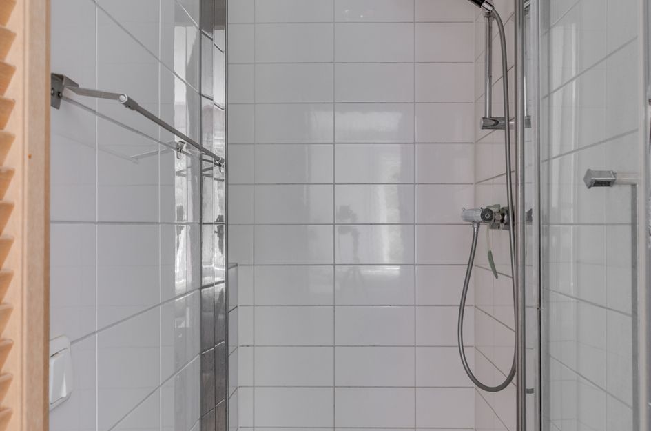 Pastoor Deckersstraat 1