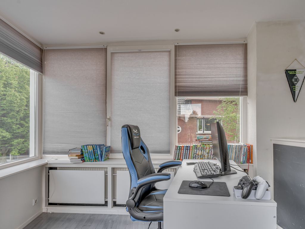 Pastoor Deckersstraat 1, VENLO