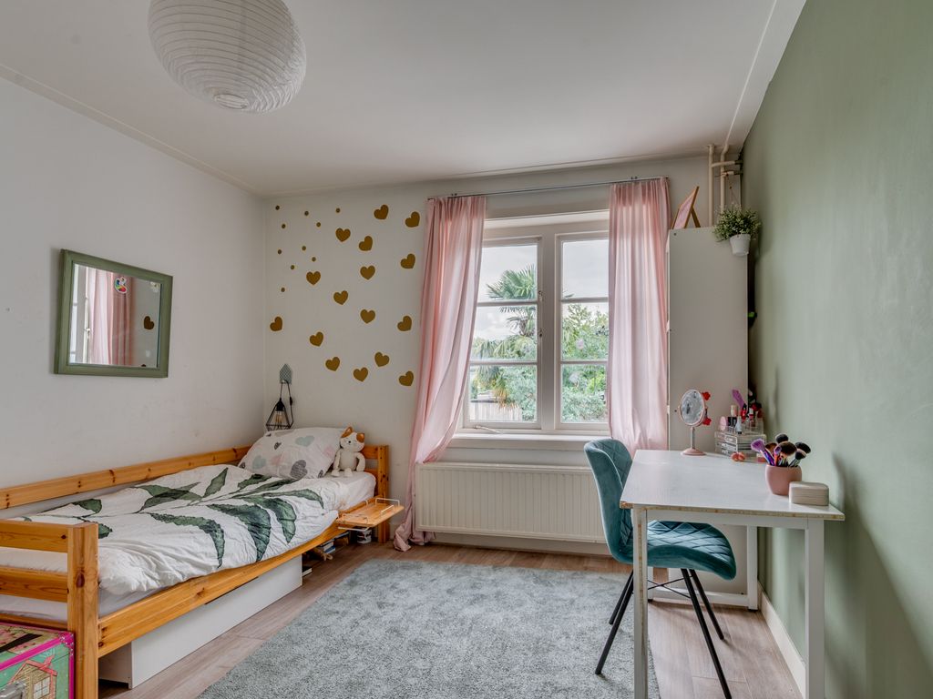 Pastoor Deckersstraat 1, VENLO