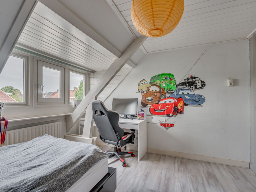 Pastoor Deckersstraat 1, VENLO