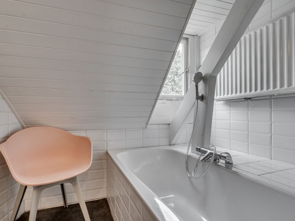 Pastoor Deckersstraat 1, VENLO