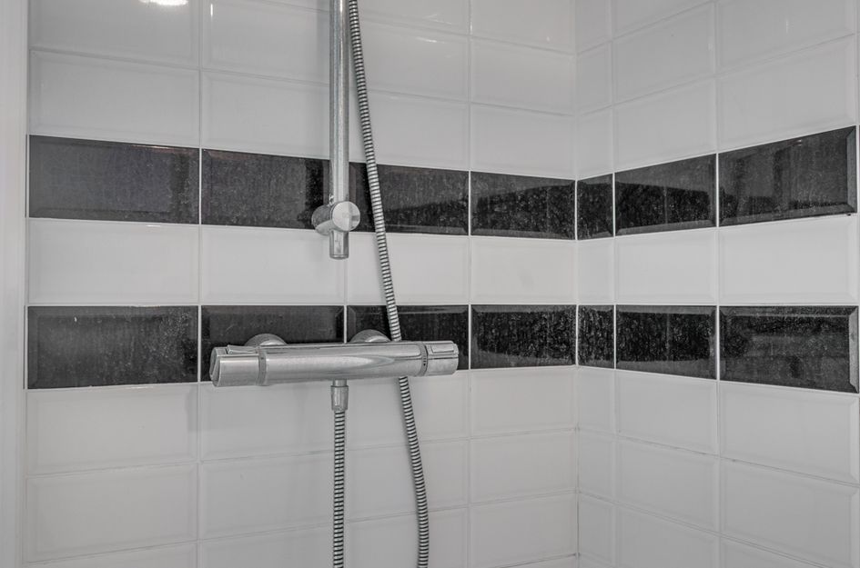 Pastoor Deckersstraat 1