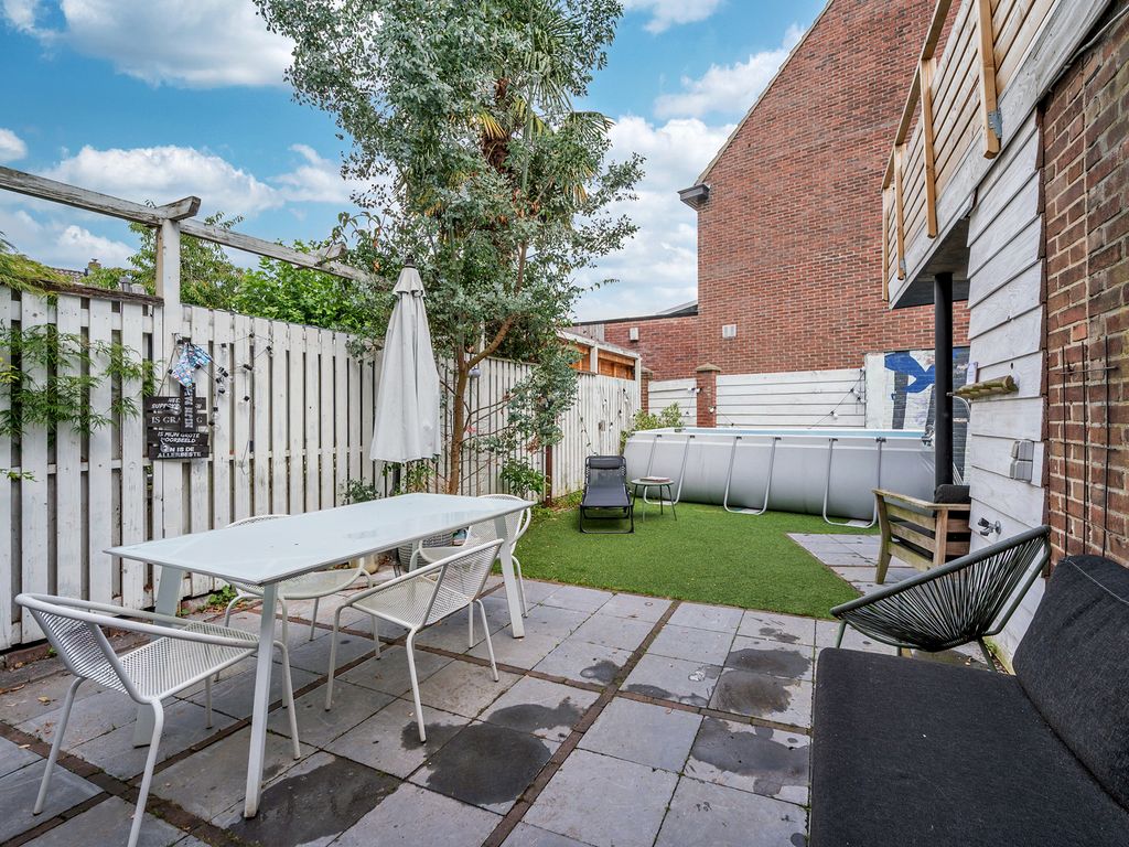 Pastoor Deckersstraat 1, VENLO