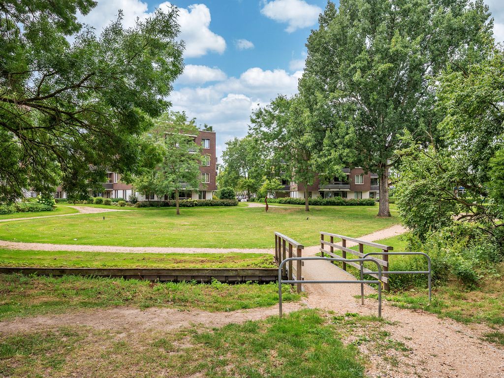 Pastoor Deckersstraat 1, VENLO