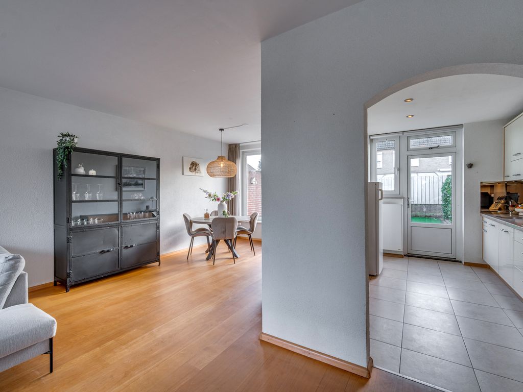 Maasveldstraat 22, LOMM