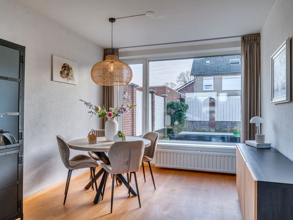 Maasveldstraat 22, LOMM