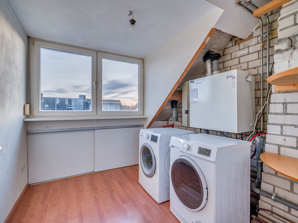 Maasveldstraat 22, LOMM