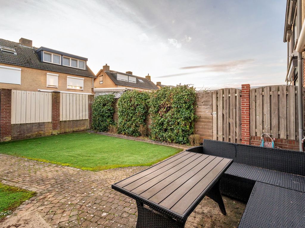 Maasveldstraat 22, LOMM