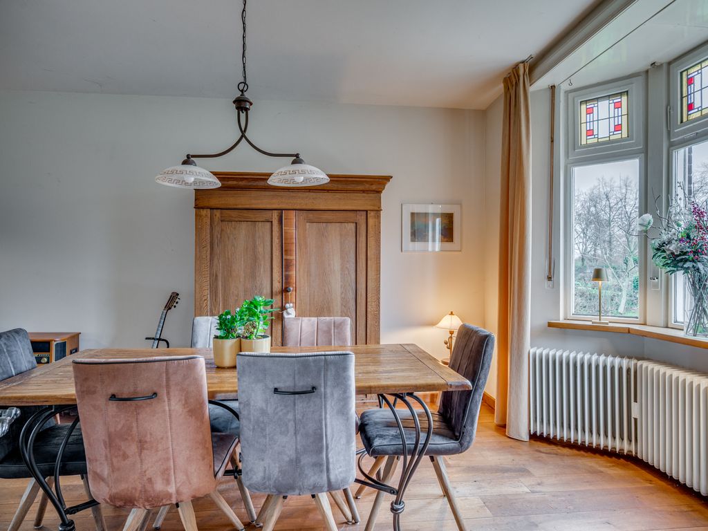 Rijksweg 136, VELDEN