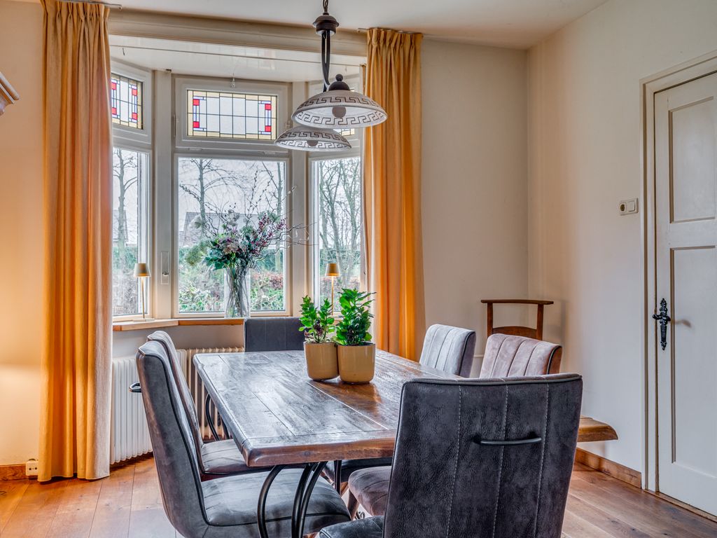 Rijksweg 136, VELDEN