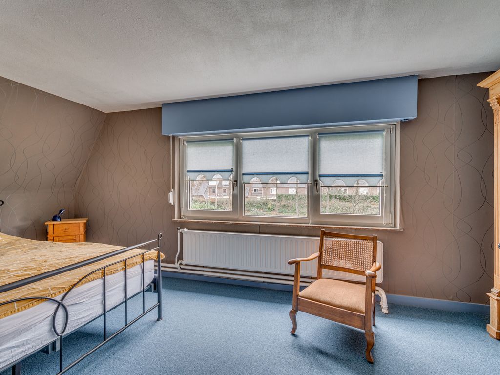 Rijksweg 136, VELDEN