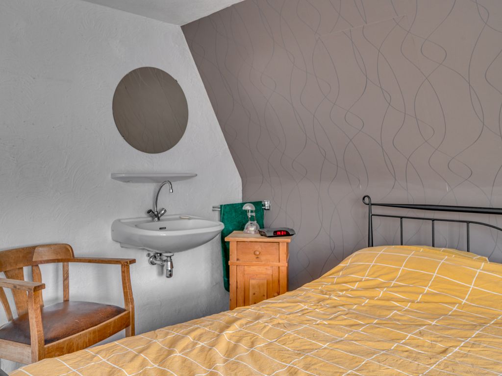 Rijksweg 136, VELDEN