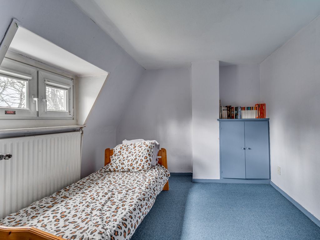 Rijksweg 136, VELDEN