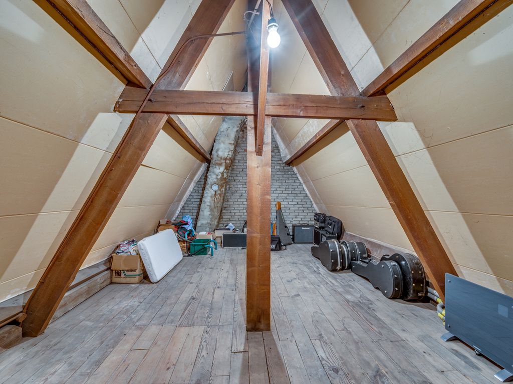 Rijksweg 136, VELDEN