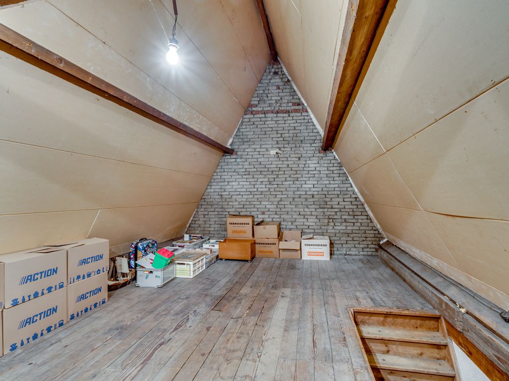 Rijksweg 136, VELDEN