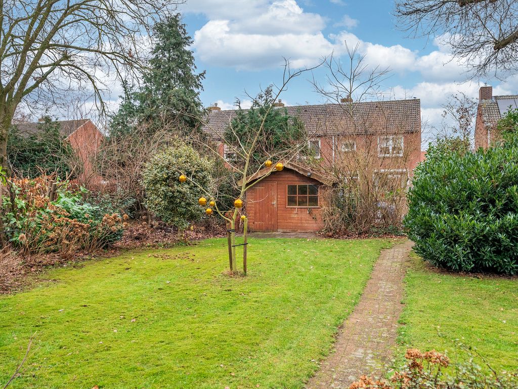 Rijksweg 136, VELDEN