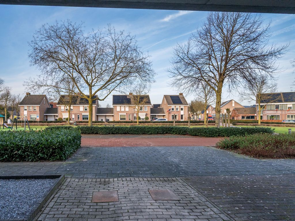 Ericaplein 9, GRUBBENVORST