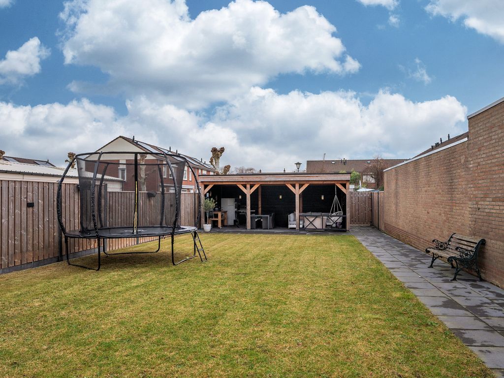 Rijksweg 129, VELDEN