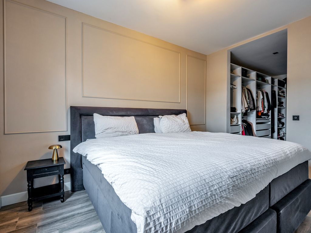 Rijksweg 129, VELDEN