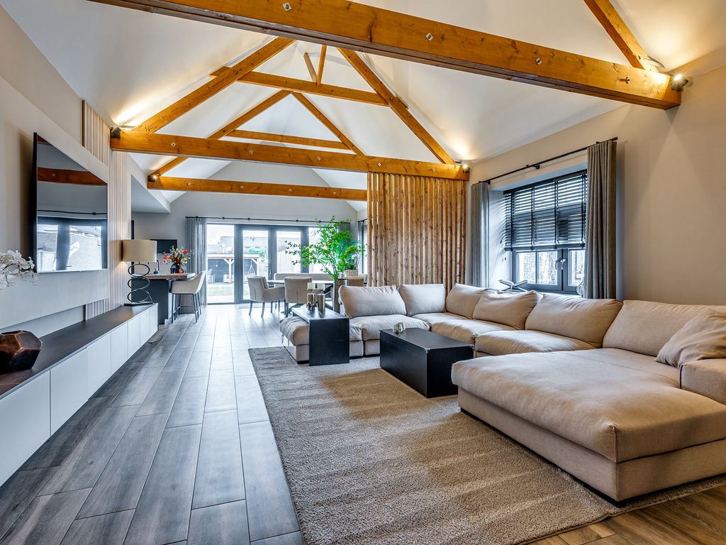 Rijksweg 129, VELDEN