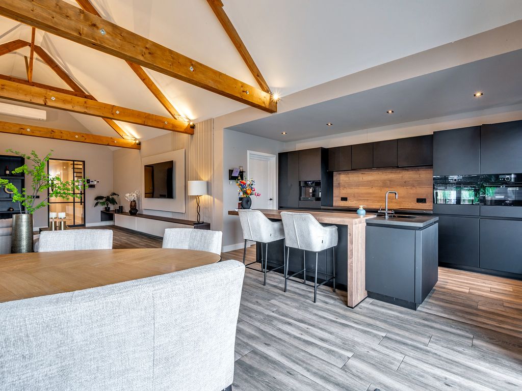 Rijksweg 129, VELDEN