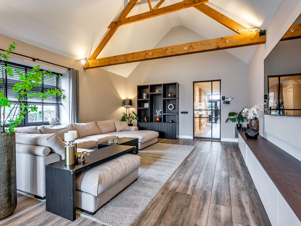 Rijksweg 129, VELDEN