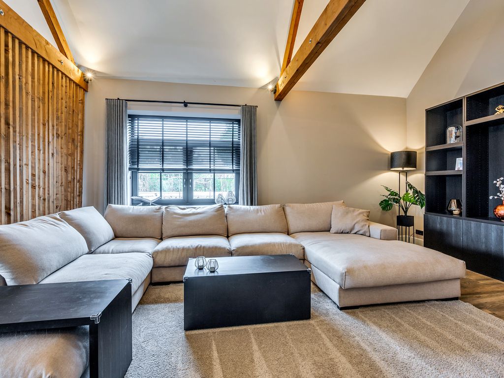 Rijksweg 129, VELDEN