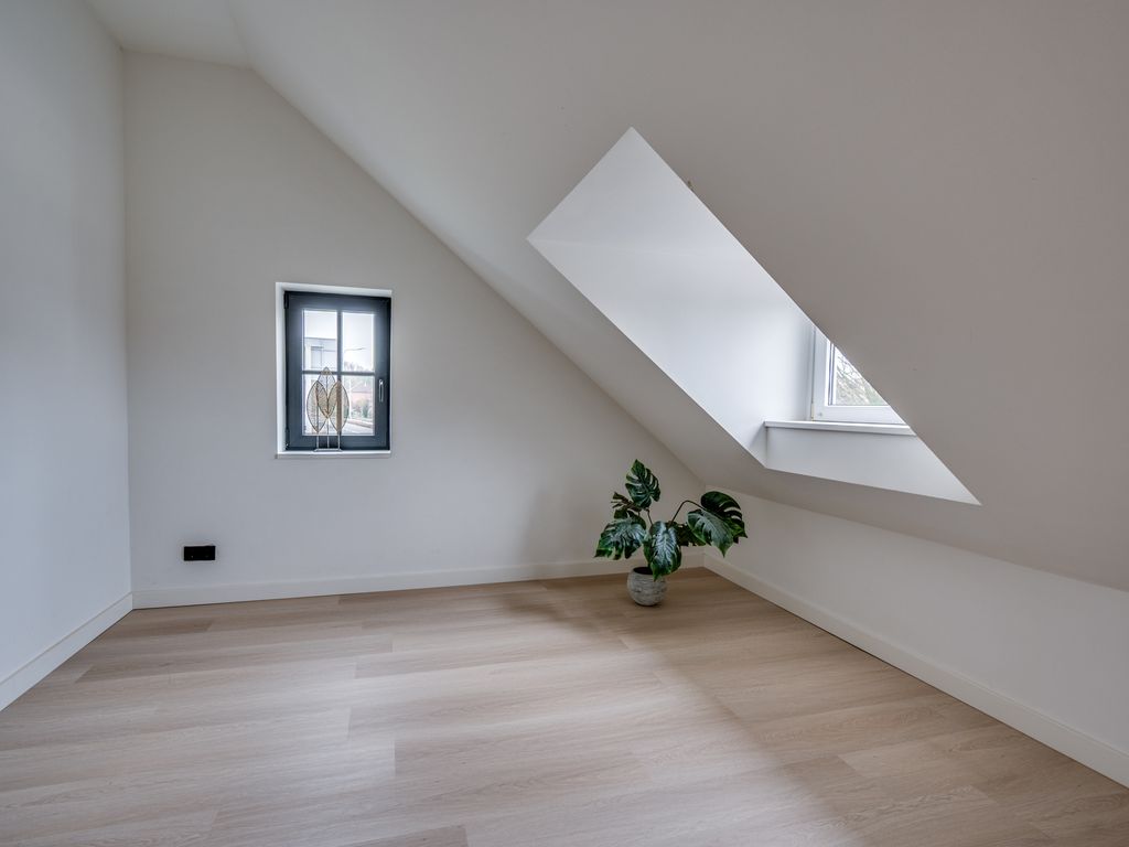 Rijksweg 129, VELDEN