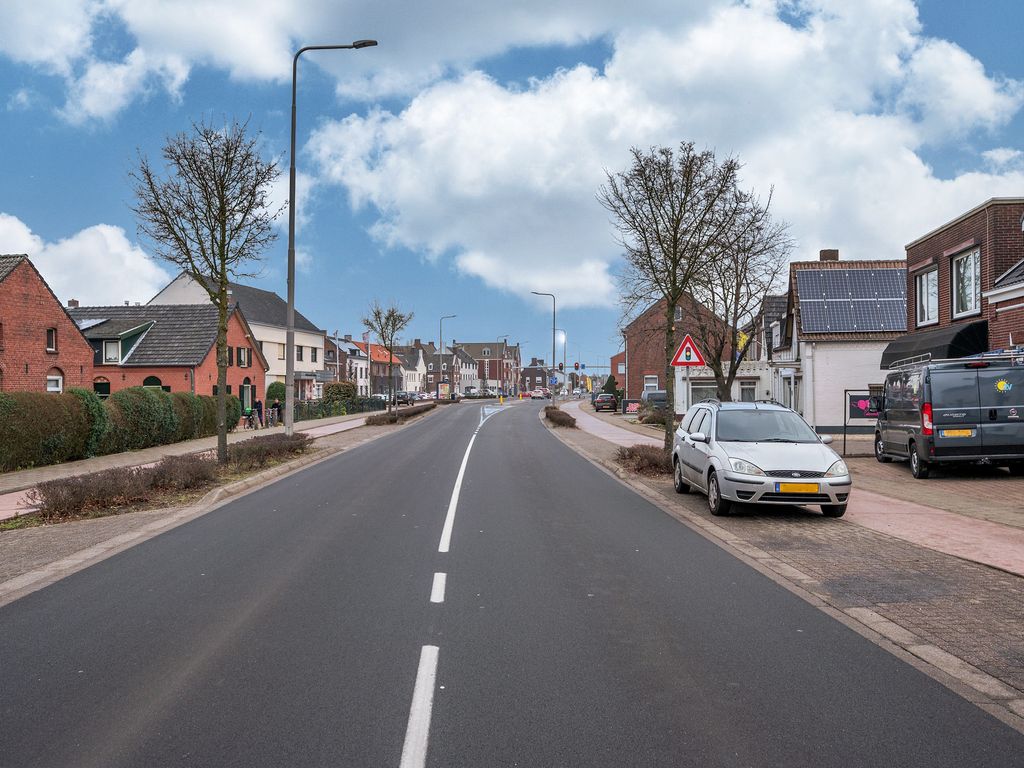 Rijksweg 129, VELDEN