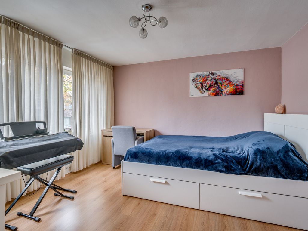 Baarlosestraat 32, VENLO