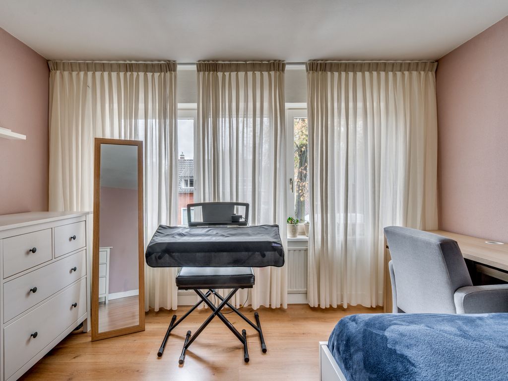 Baarlosestraat 32, VENLO