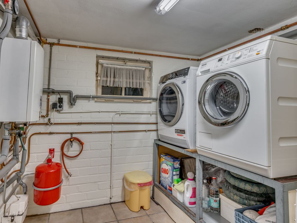 Baarlosestraat 32, VENLO