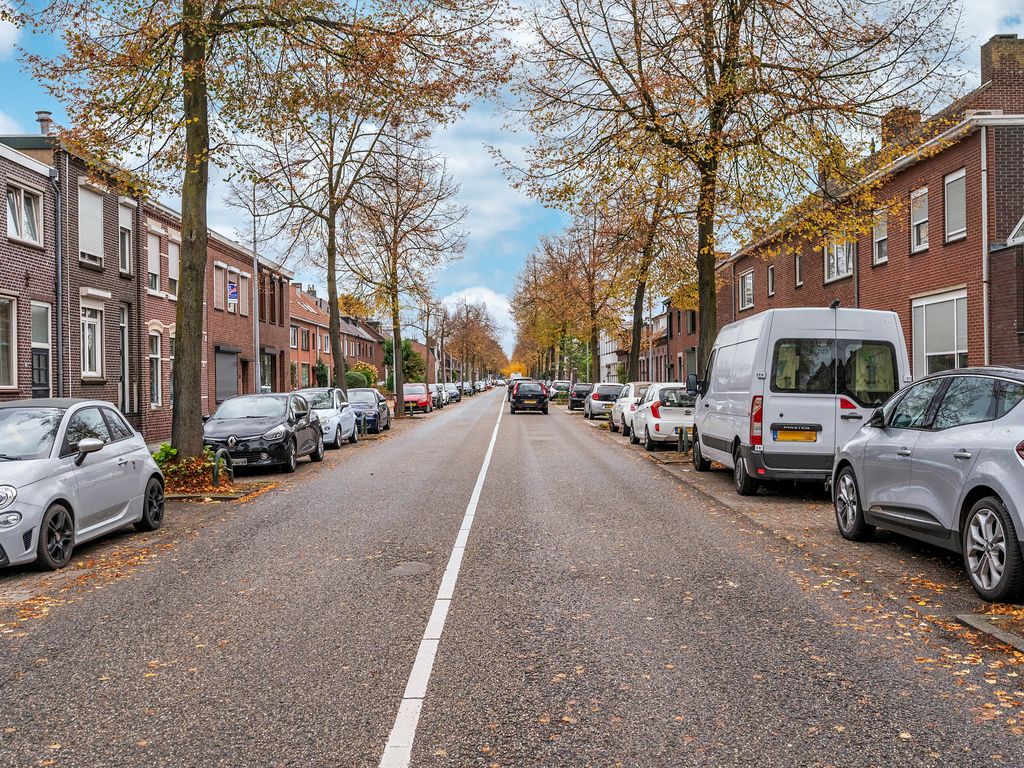 Baarlosestraat 32, VENLO