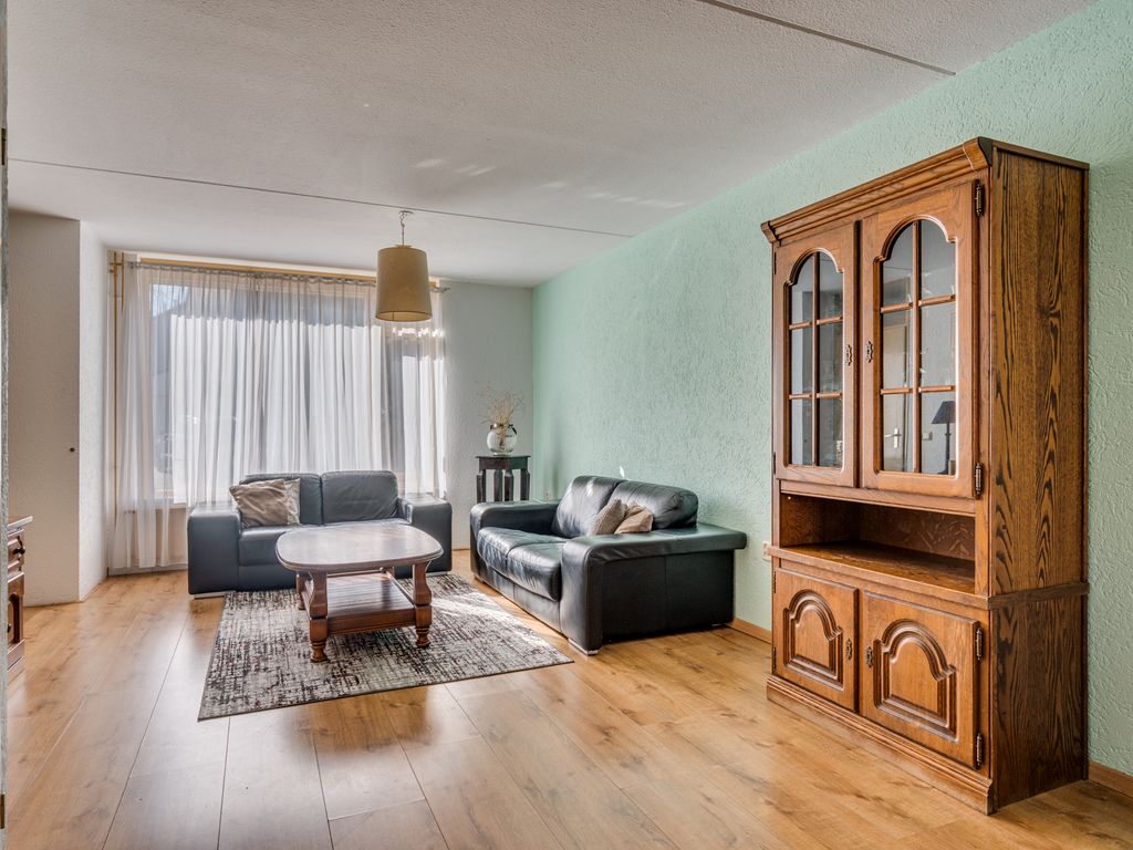 Hertenkamp 76, TEGELEN