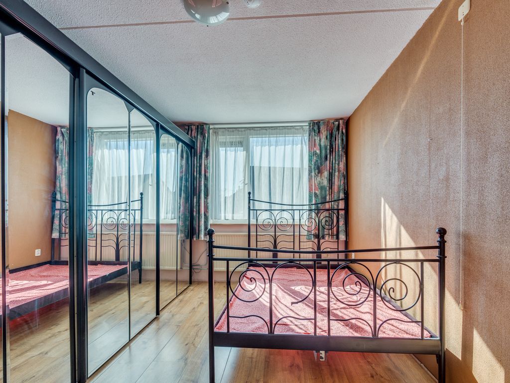 Hertenkamp 76, TEGELEN