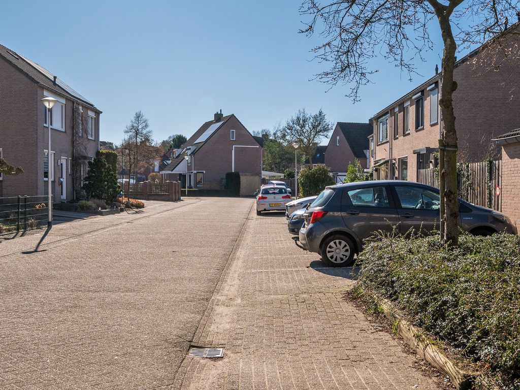 Hertenkamp 76, TEGELEN