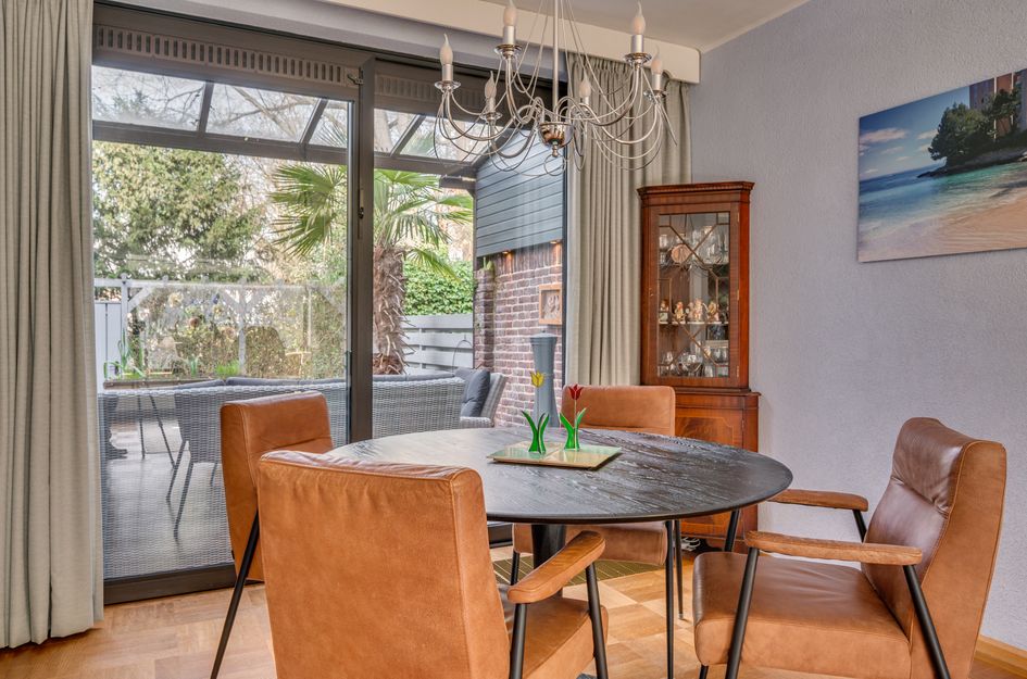 Bisschop Lindanusstraat 11