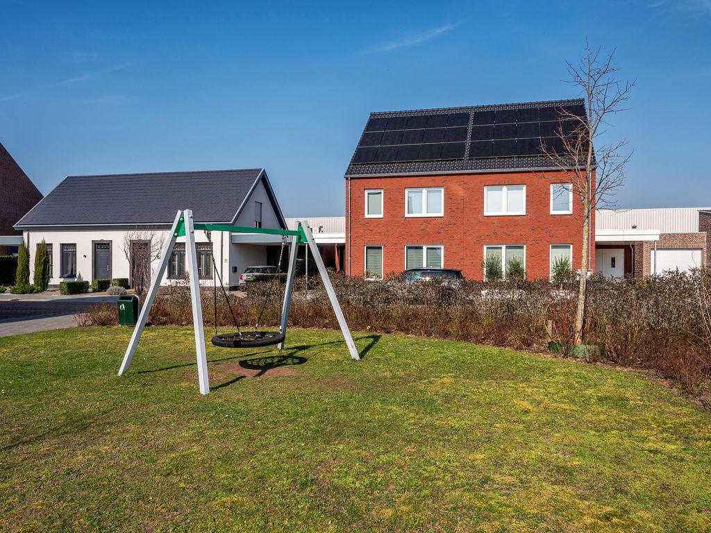 Kapelaan Slotsstraat 68, GRUBBENVORST