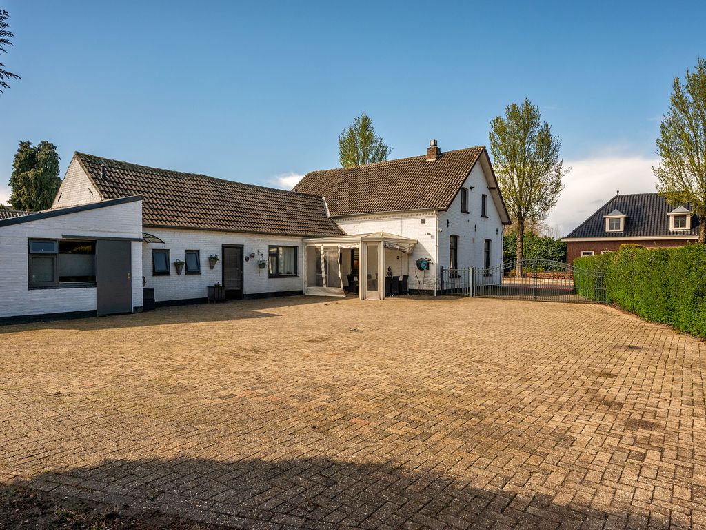 Mgr Aertsstraat 28, SWOLGEN