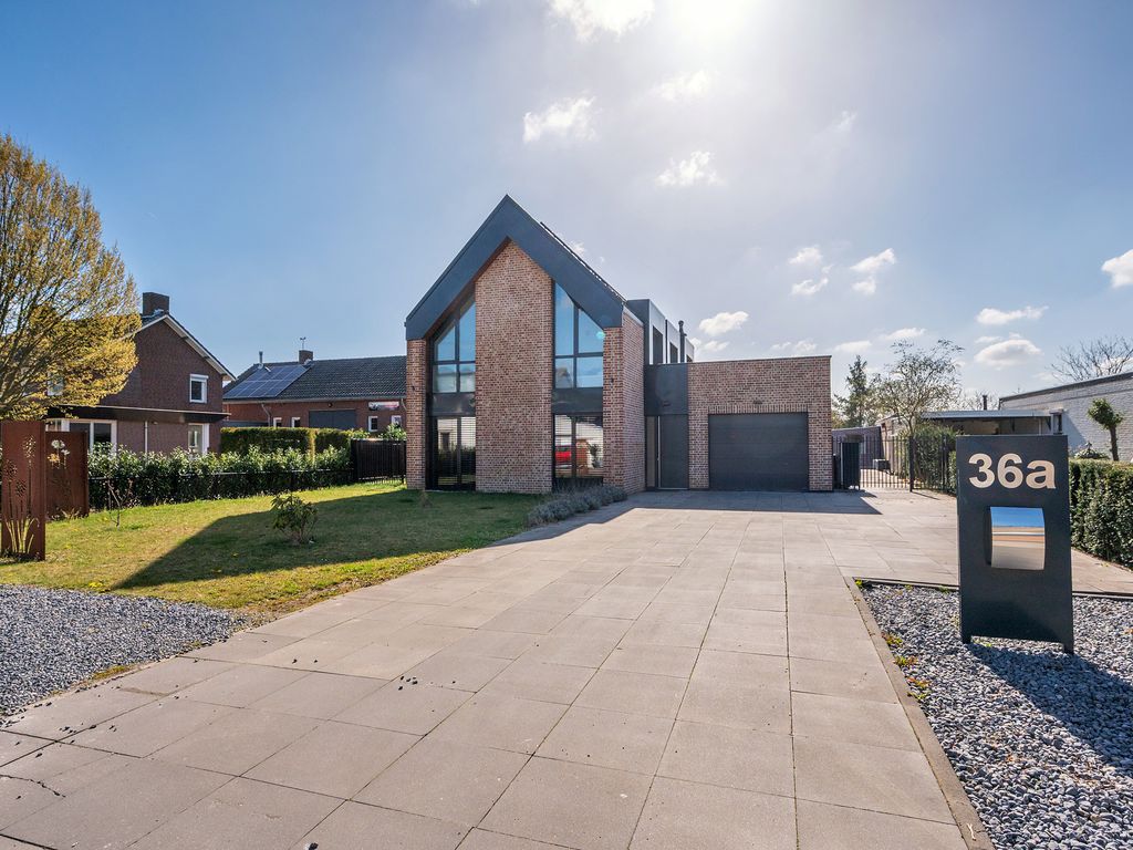 Geldersebaan 36A, TEGELEN