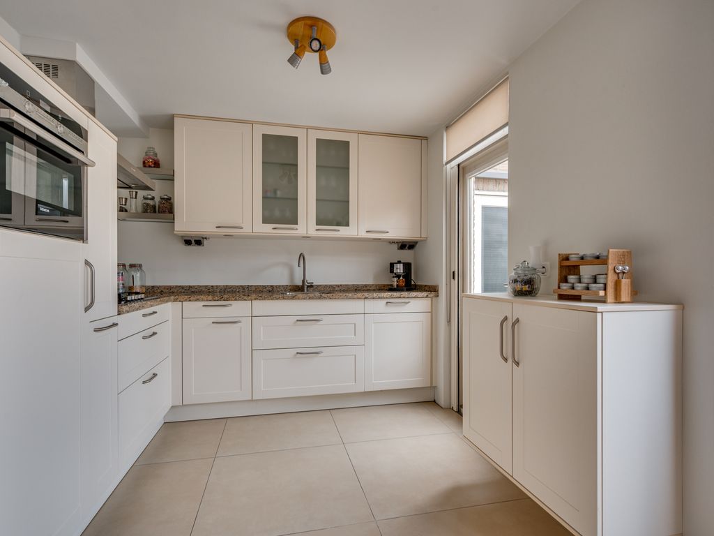 Paulus Potterstraat 6, BAARLO