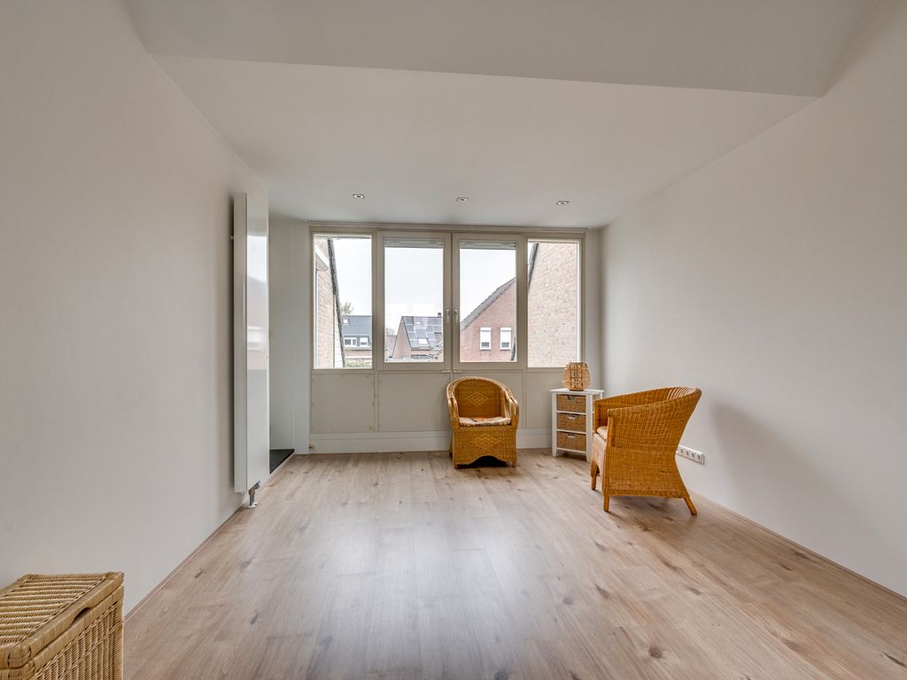 Paulus Potterstraat 6, BAARLO