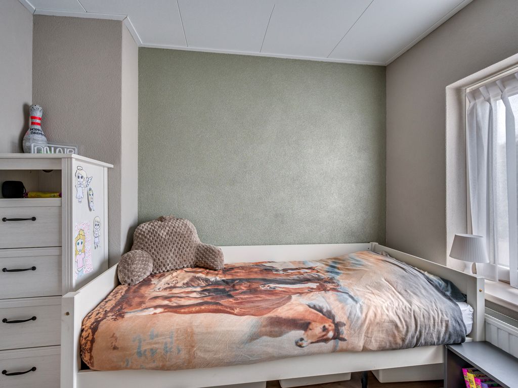 Burg Cremersstraat 10, GRUBBENVORST