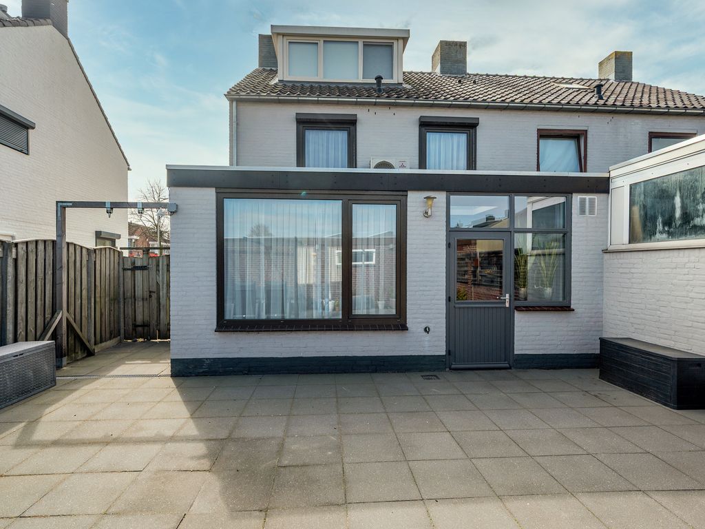 Burg Cremersstraat 10, GRUBBENVORST