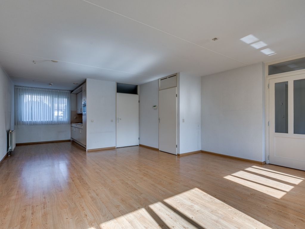 Jan van Broekhuizenstraat 17, VENLO