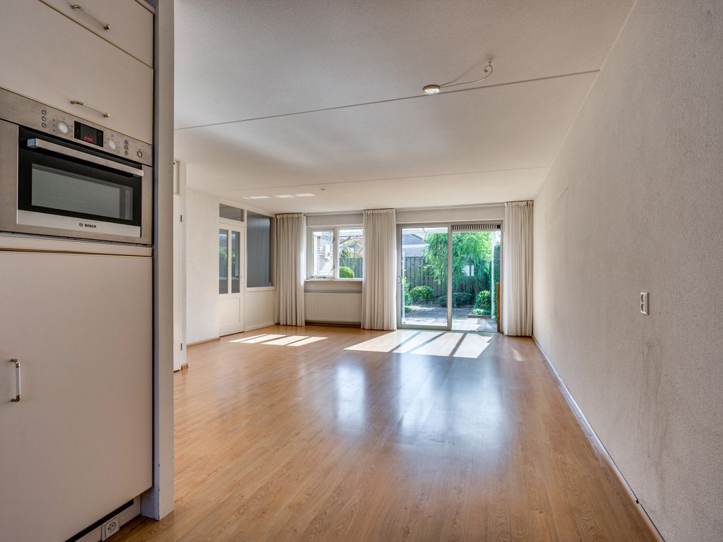 Jan van Broekhuizenstraat 17, VENLO