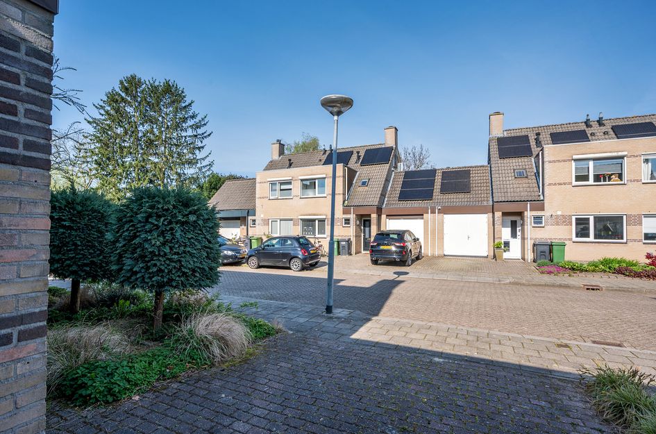 Jan van Broekhuizenstraat 17