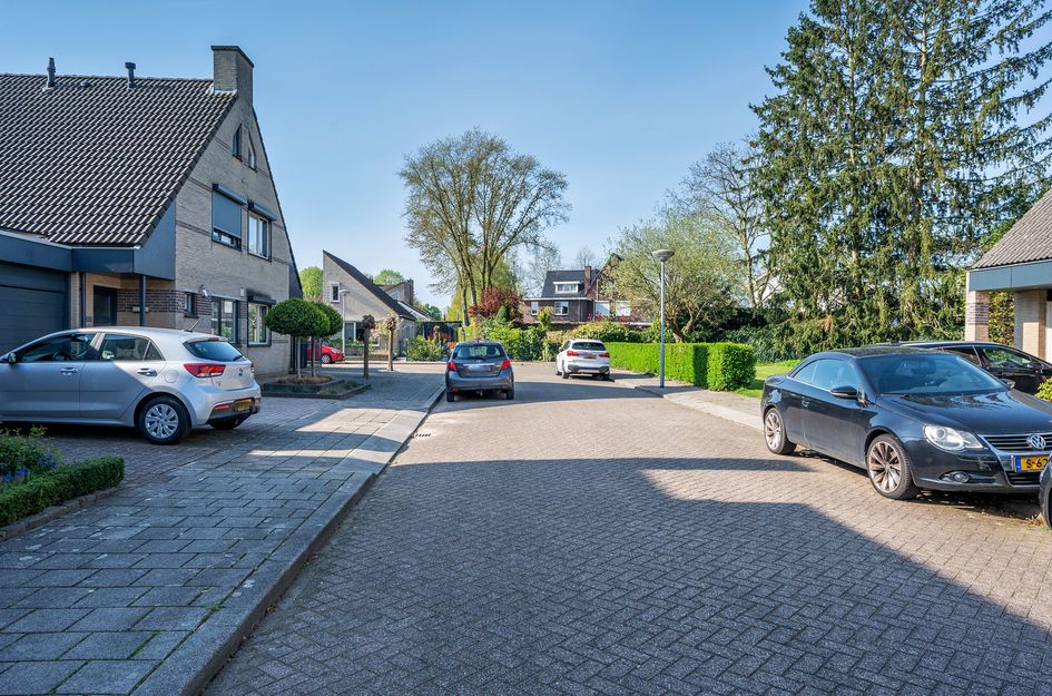 Jan van Broekhuizenstraat 17